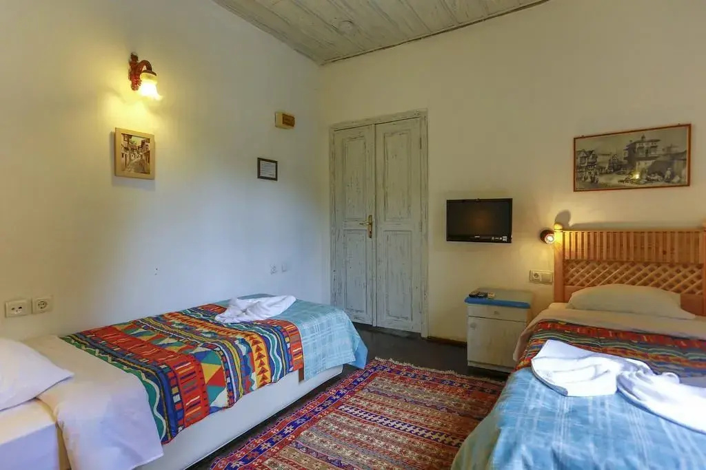 Atelya Art Hotel