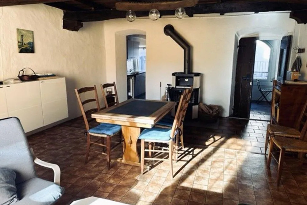 Historical Caslano Apartments