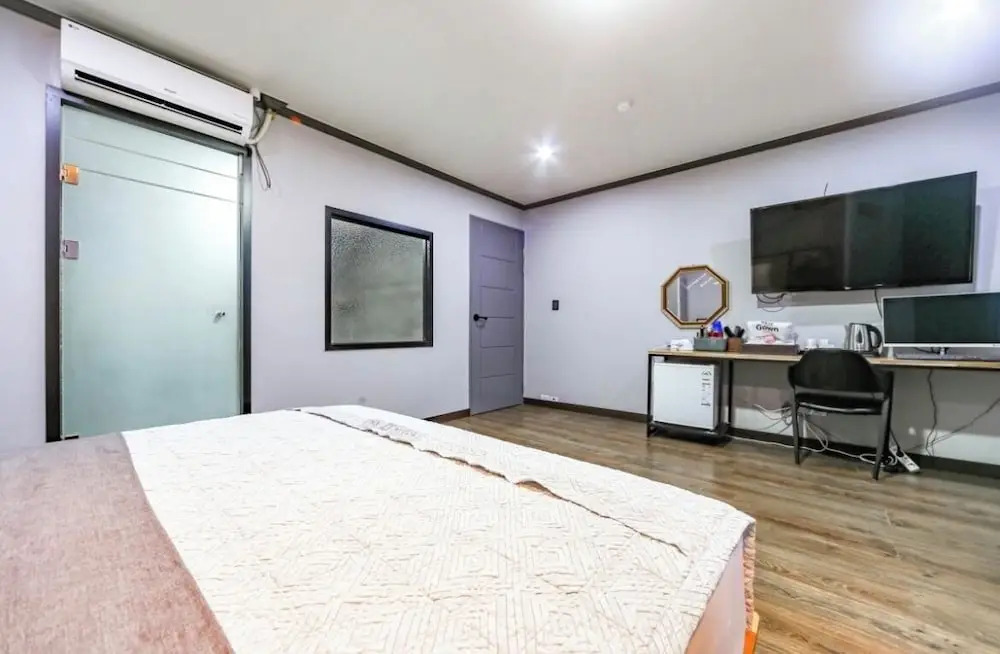 The Charp Hotel