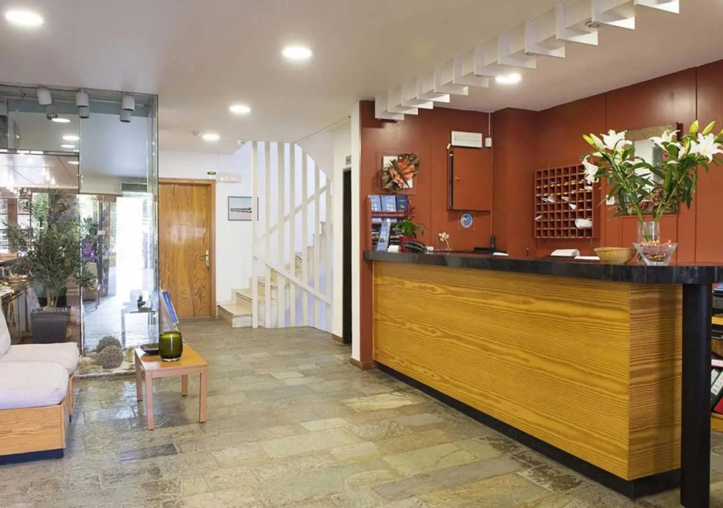 Stefanakis Hotel & Apartments