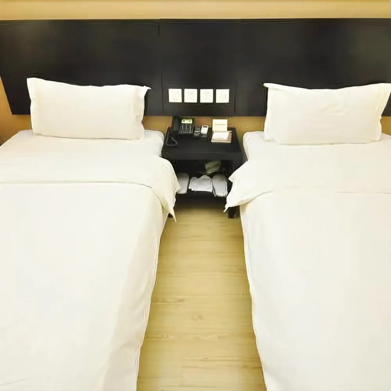 Luliang Business Hotel