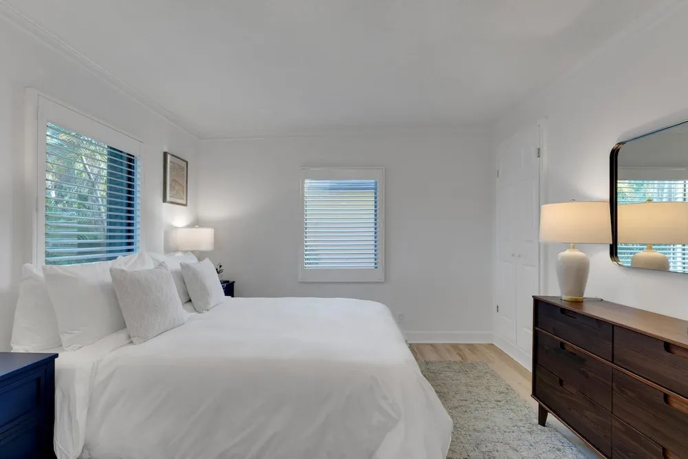 Kasa Laguna 5BD 2BA With Pool Putting Green, Fort Lauderdale