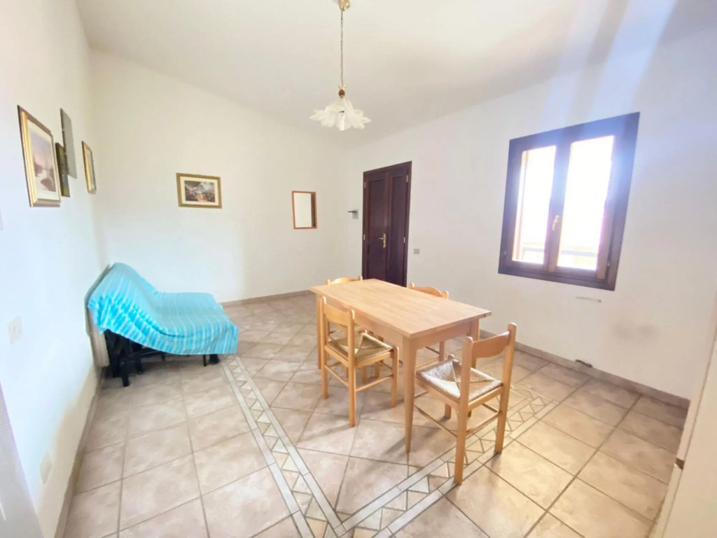 Appartamento al piano primo in zona centrale-Trentino 15