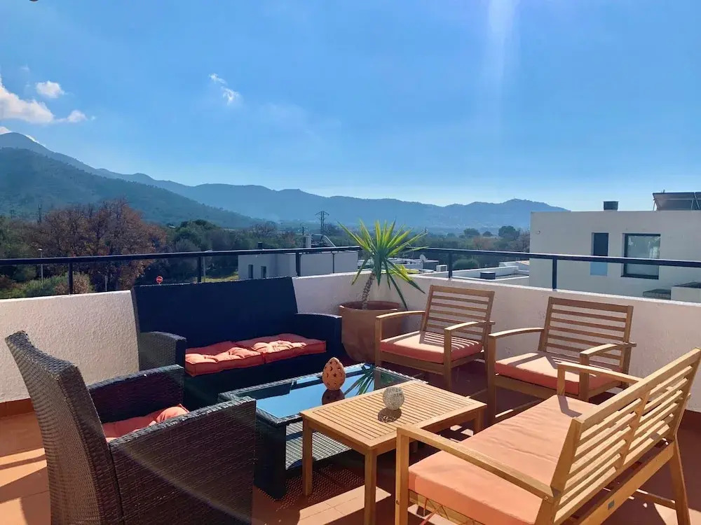 Beautiful Apartment With View