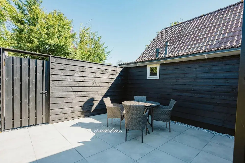 Modern Holiday Home With Spacious Garden and Terrace Suitable for 5 People