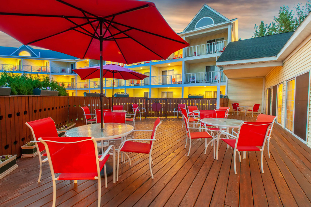 Apple Tree Inn; SureStay Collection by Best Western