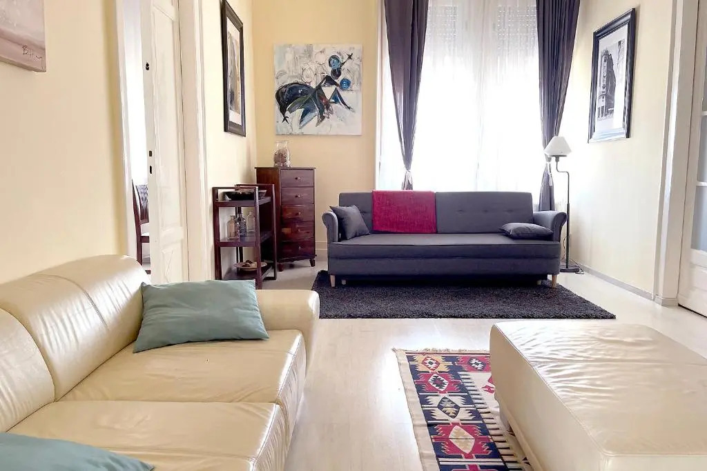 Elegant 125m2 apartment in center of Budapest