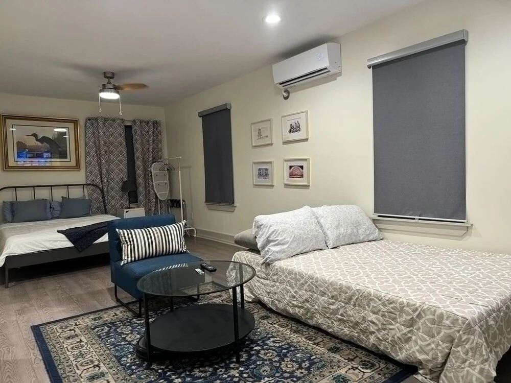 The Blue Heron-elegant Urban Studio in City Center