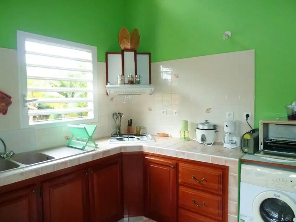 House with One Bedroom in Saint Benoit, with Wonderful Mountain View, Furnished Garden And Wifi - 45 Km From the Beach