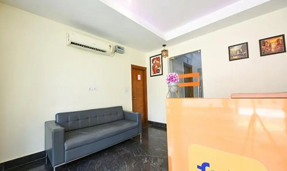 FabHotel Muktinath Near Medanta- The Medicity Hospital, Gurugram
