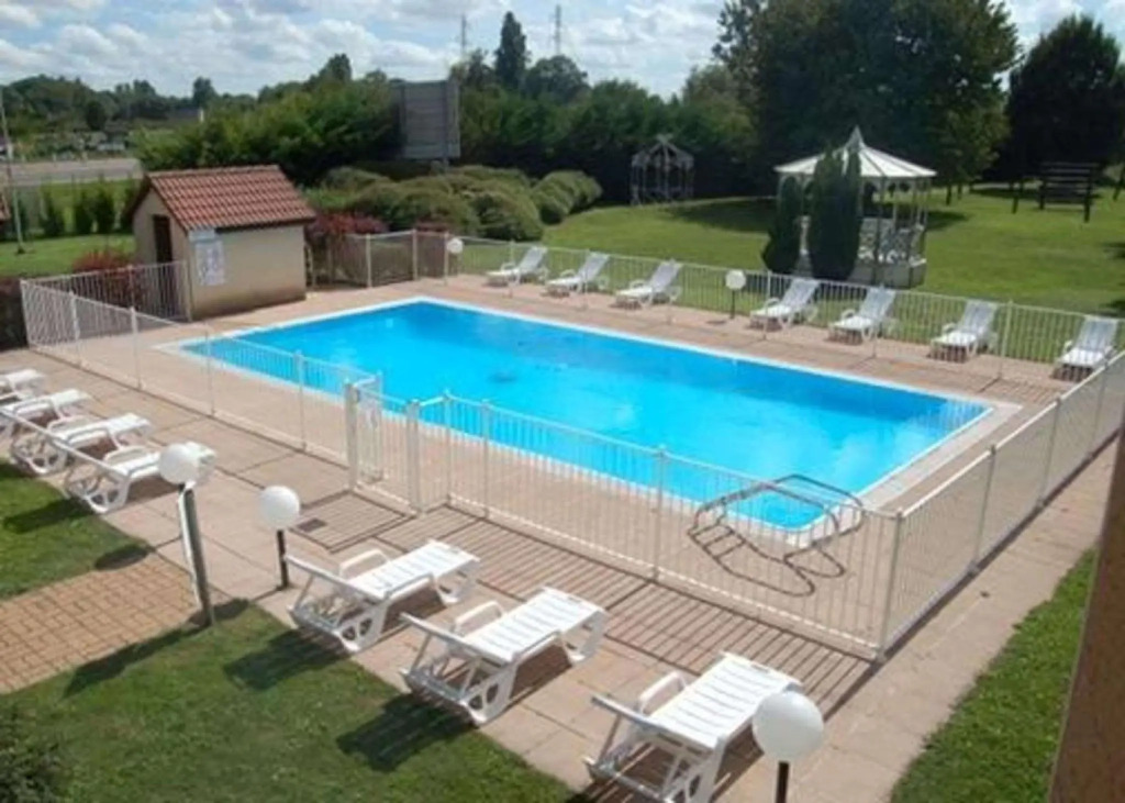 greet Hotel Beaune