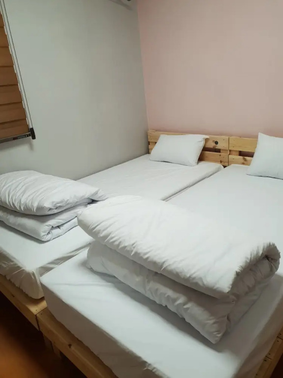 YOUNG STAY - Hostel