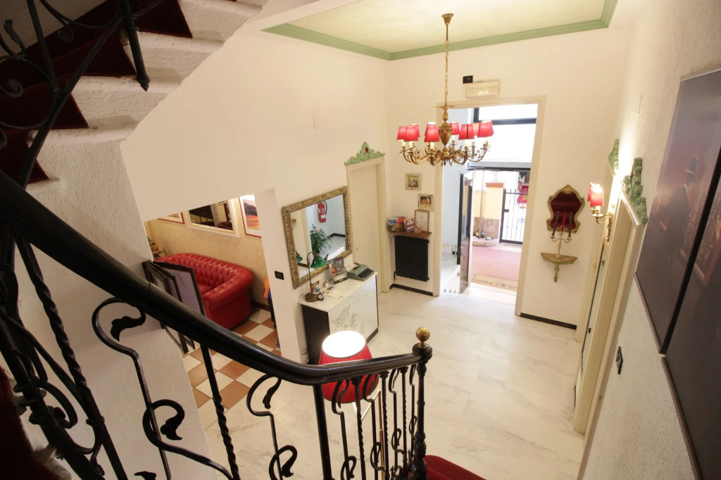 Hotel Charly