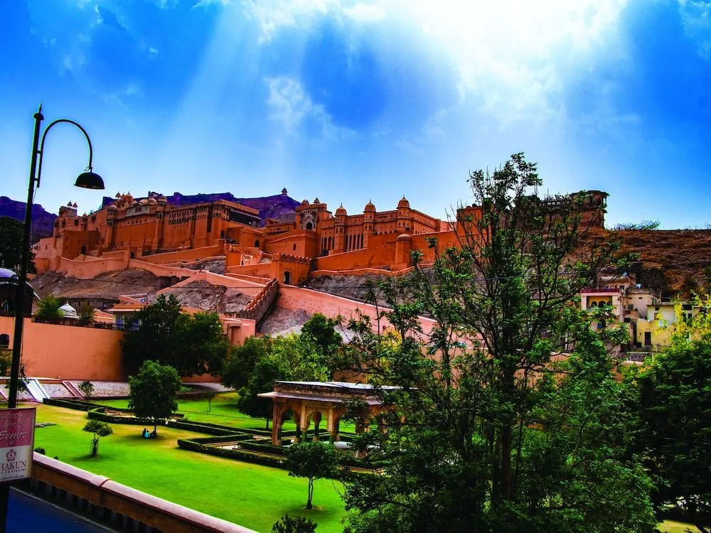 OYO 14537 Hotel Amer Haveli