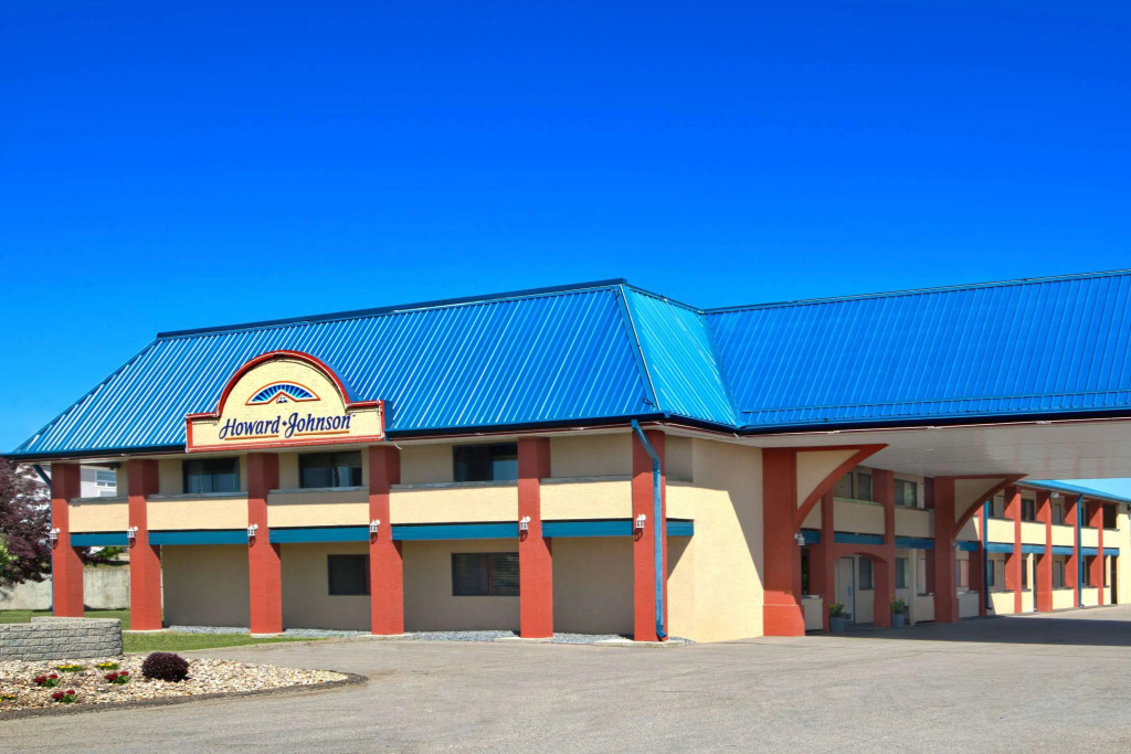 Coast Red Deer Hotel