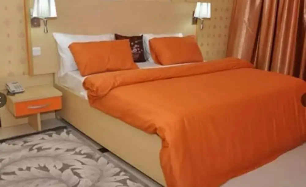 Hotel Seventeen