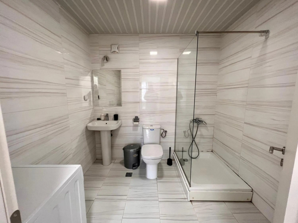 High-End Spacious Apartment next to City Mall