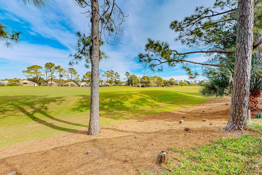 Radiant Retreat With Private Pool, On-site Golf, Board Games, AC, & W/D
