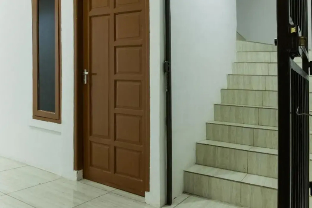 RedDoorz Near RS Islam Faisal Makassar(RedDoorz near RS Islam Faisal Makassar)