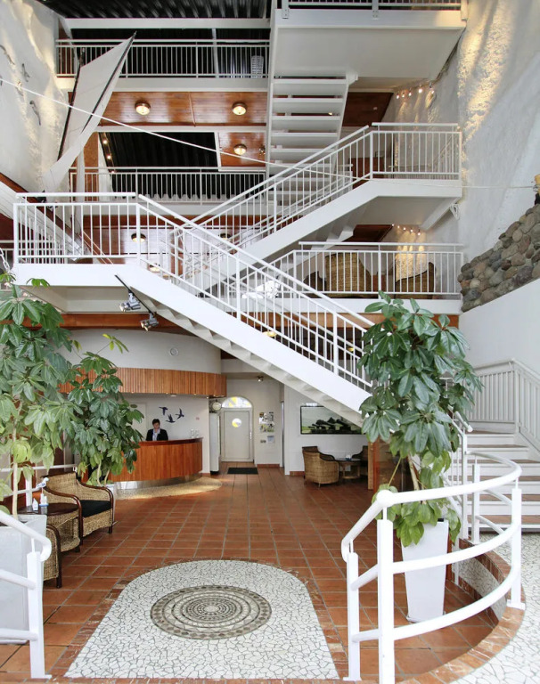 Active Hotel