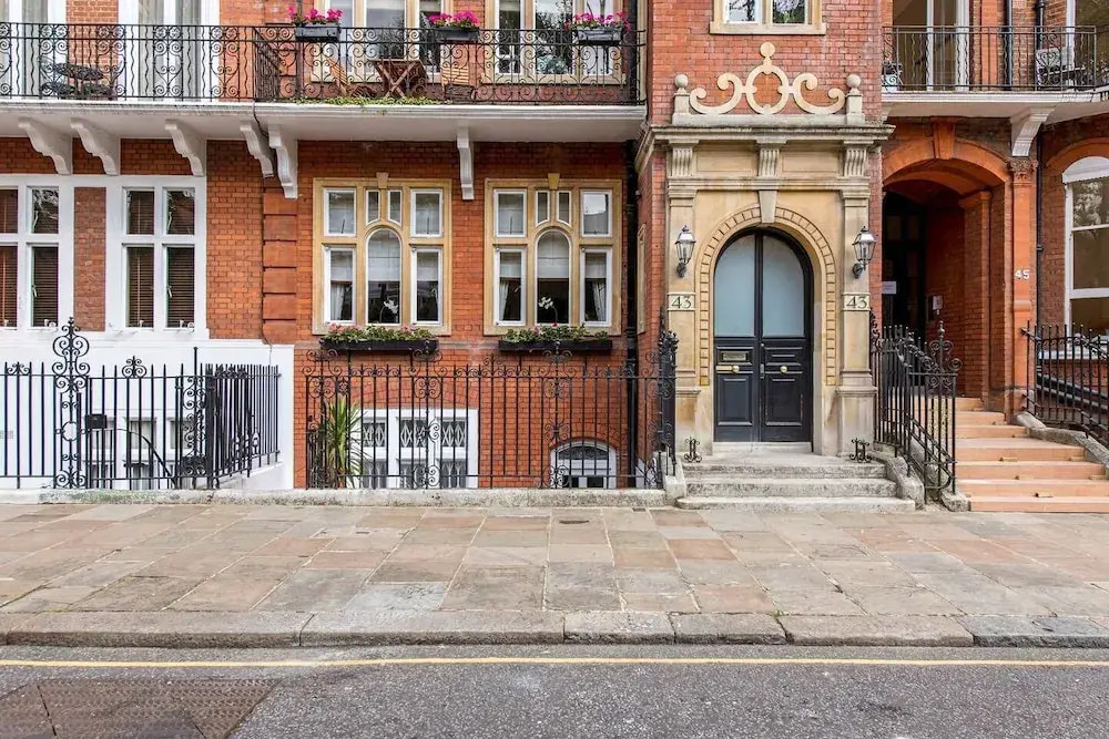 Traditional 1 Bed in Chelsea Near Harrods
