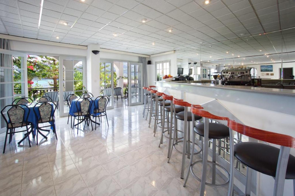 Hotel Athina