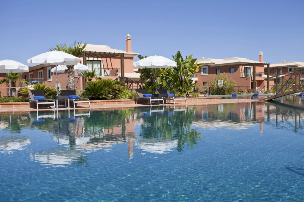 Monte Santo Resort