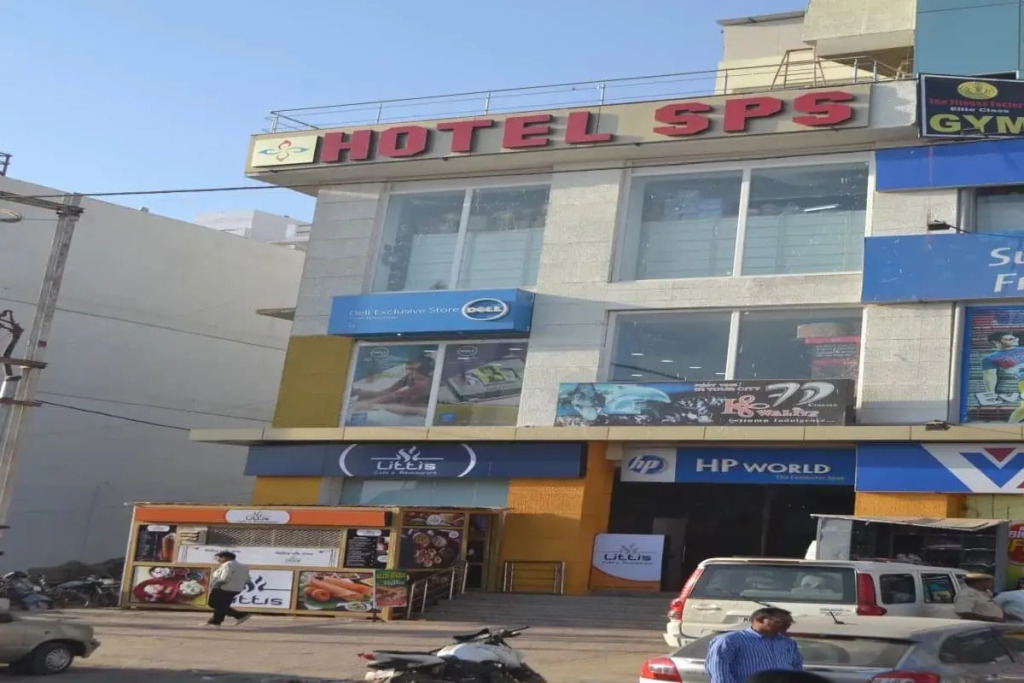 Hotel SPS Inn