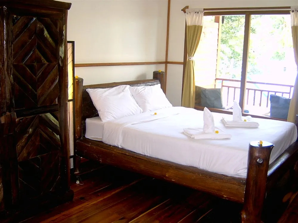 Phuttachot Resort Phi Phi