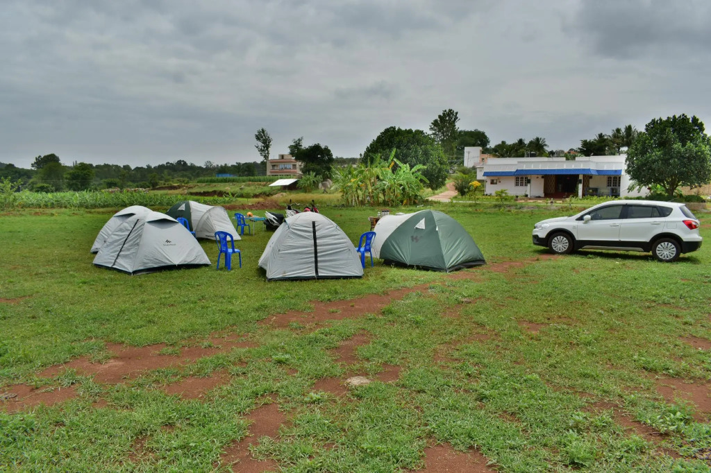 Farm Tent and Camp
