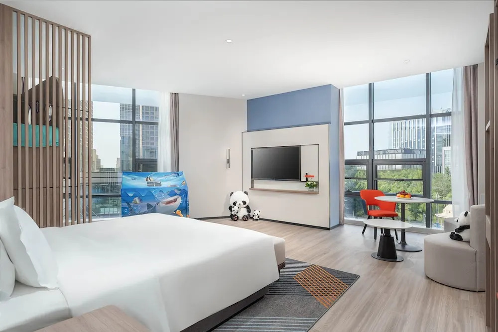 Holiday Inn Express Yinchuan Yuehai