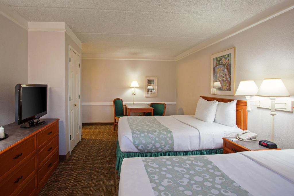 Super 8 by Wyndham San Bernardino