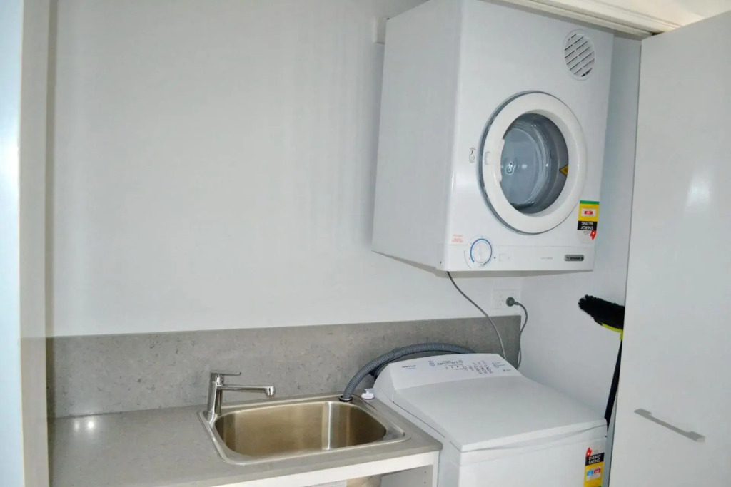 Waterford Apartment 5