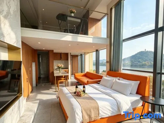 Yunxi High-Rise River View Hotel
