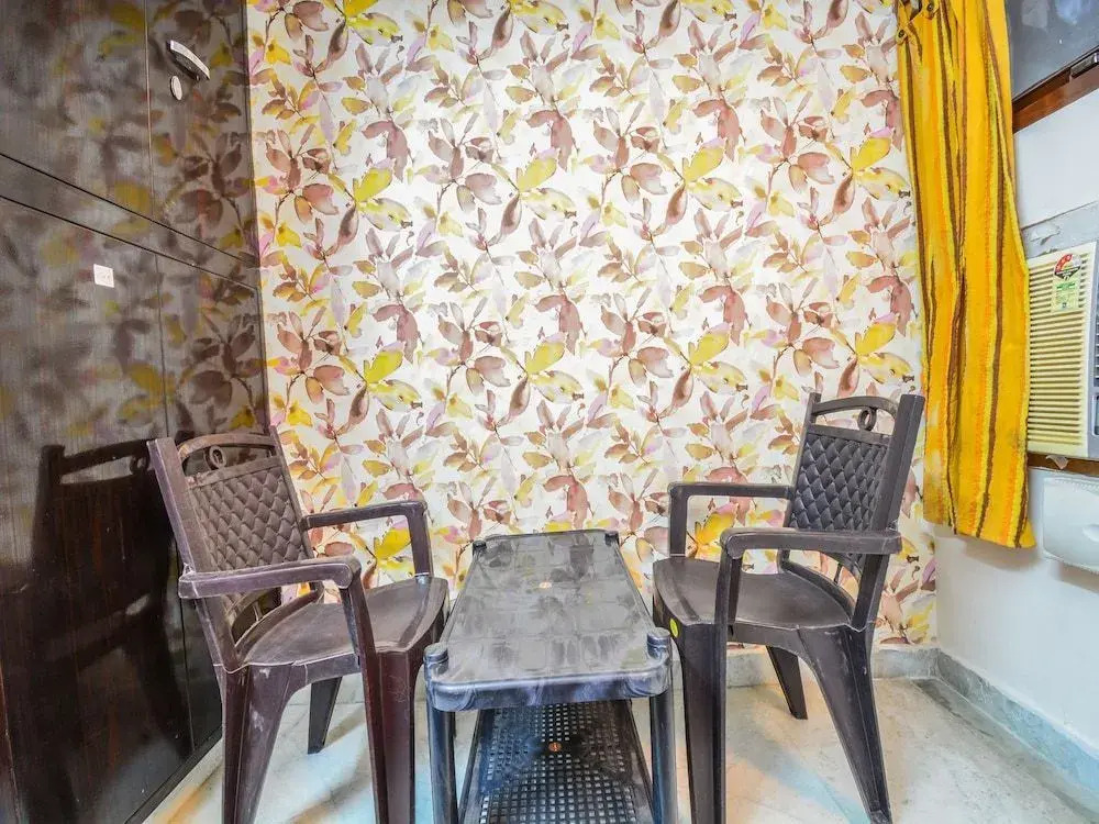 Hotel Sapphire Palace by OYO Rooms