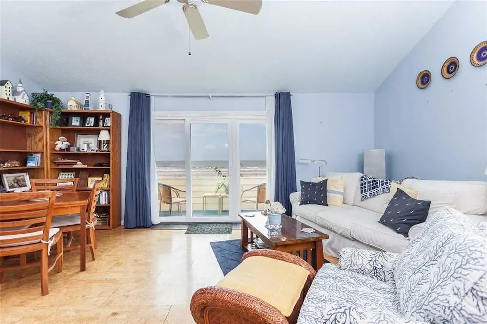 Quail Hollow B21U - One Bedroom Condo