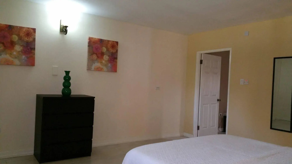 New Kingston Guest Apartments @ Donhead