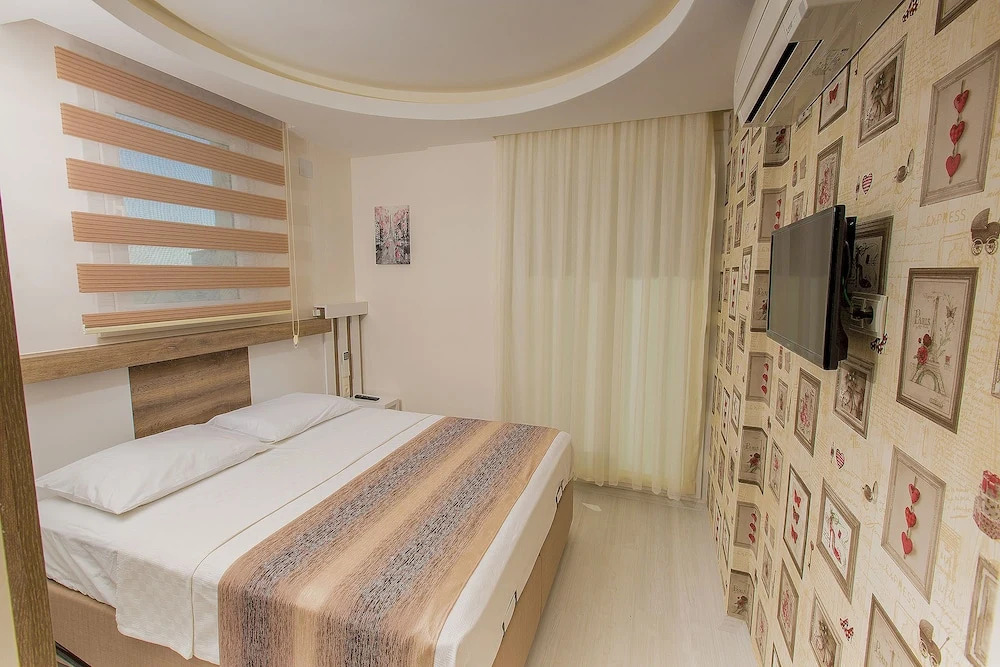 Hanzade Home