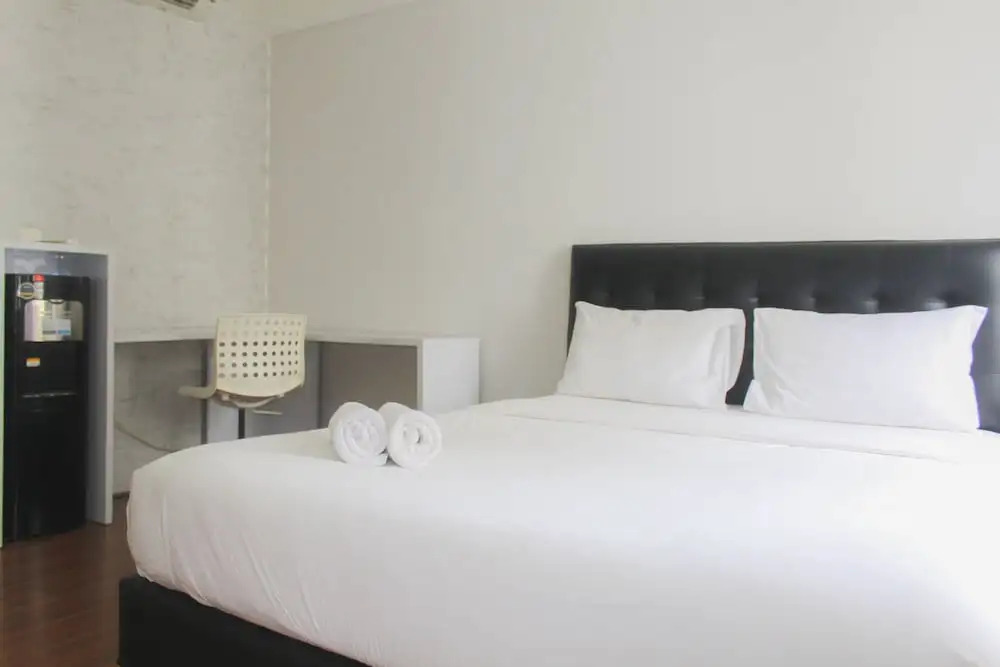 Cozy and Homey Studio Room Apartment at Silkwood Residences