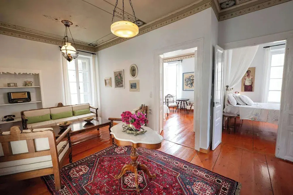 Akanthos Poros Chic Seaside Retreat Built in 1904