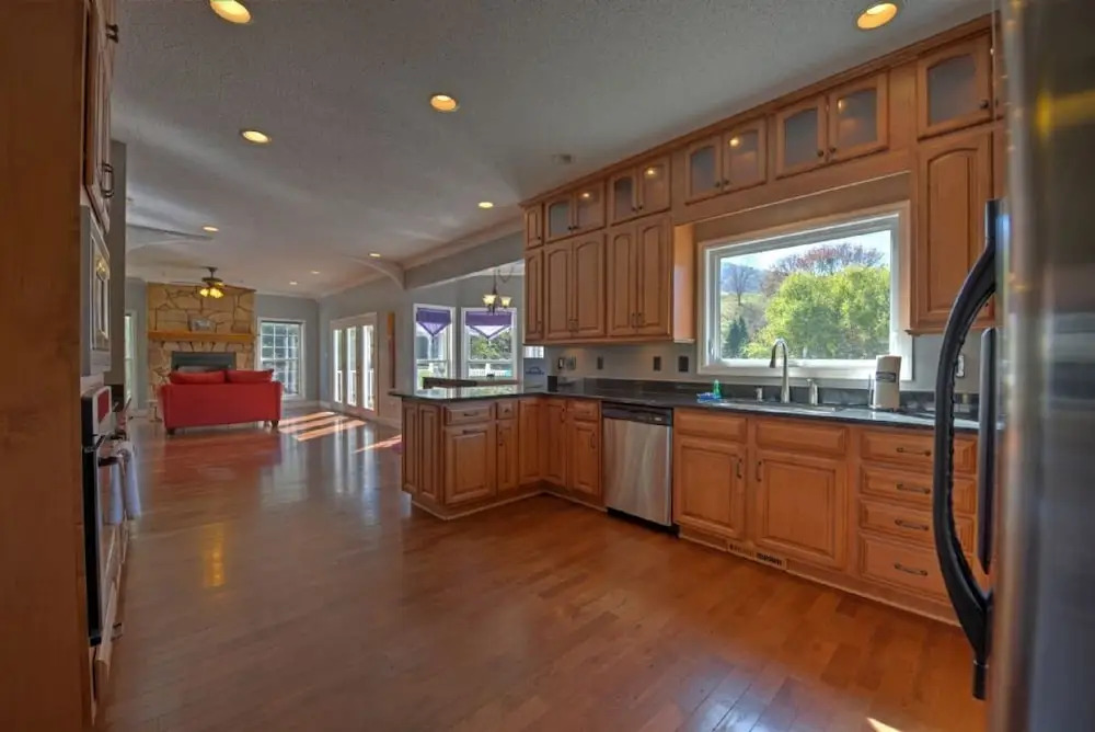 Sunshine Cove - 5 Br Home