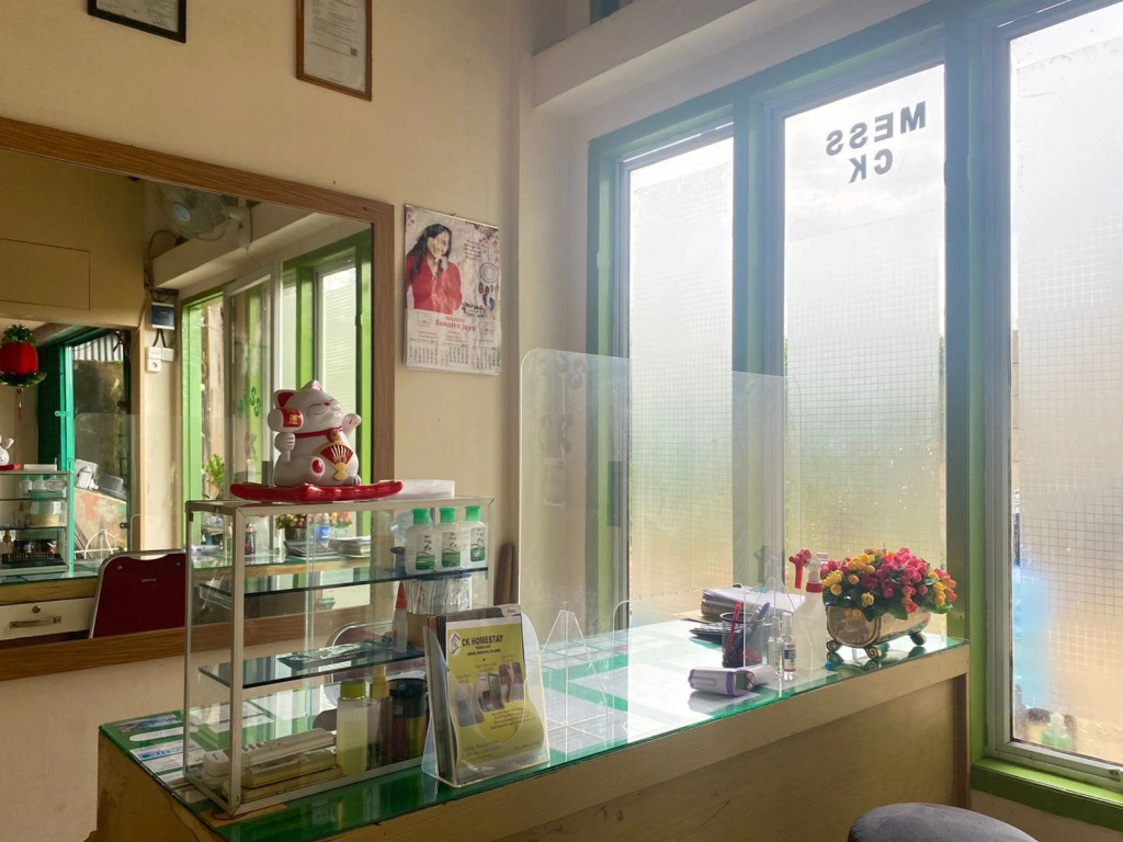 CK Homestay Syariah near Lippo Plaza Jambi Mitra RedDoorz