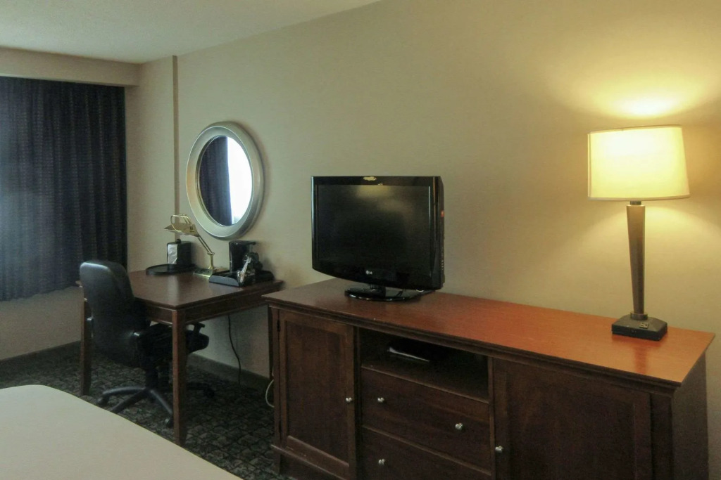 Ramada Ithaca