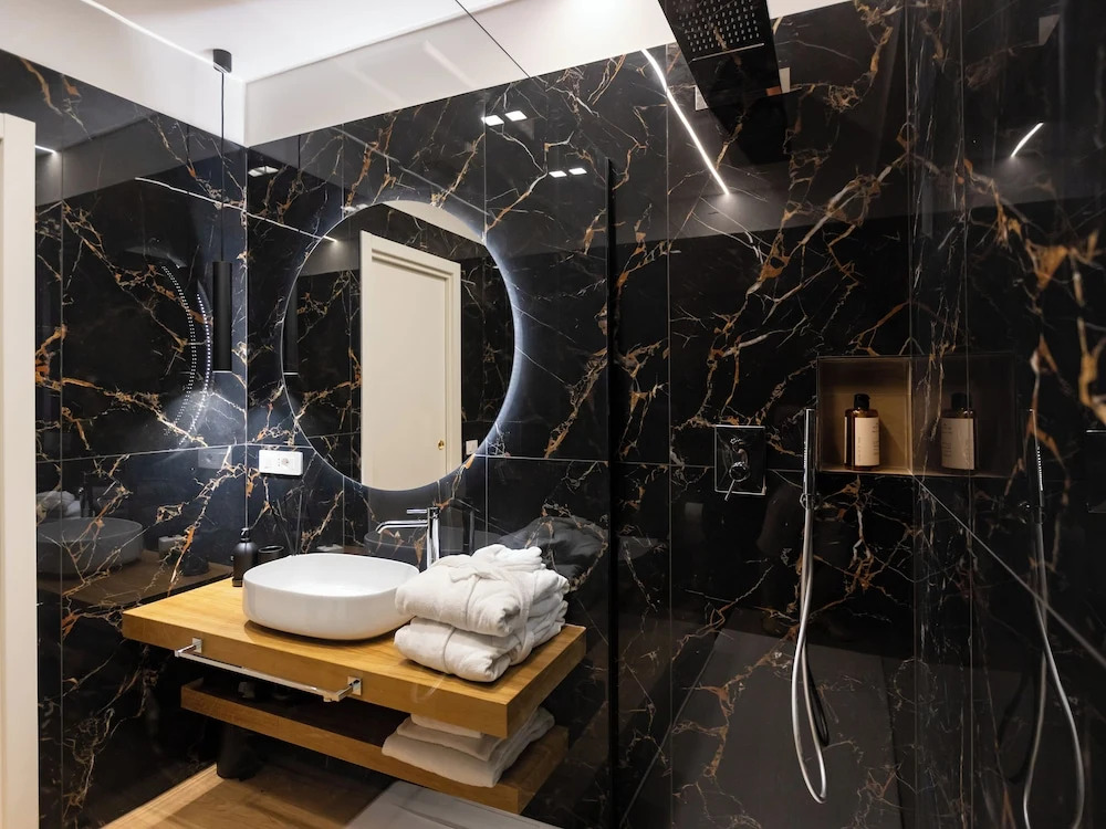Regola Luxury Relais