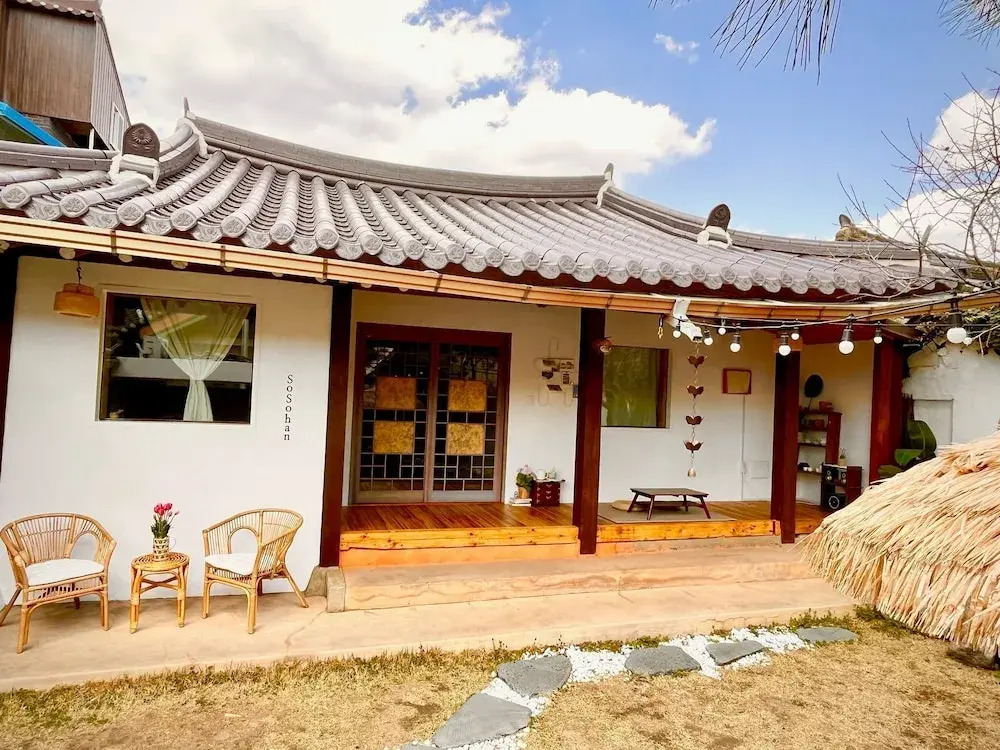 Hanok Hanji Gguljam Second House
