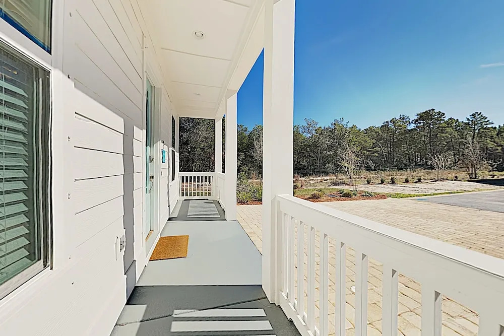 New Listing! Beach House W/ Pool & Dock, Near 30a 3 Bedroom Home