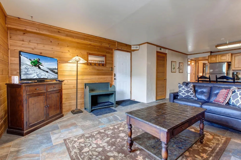 Snow Country Condominiums
