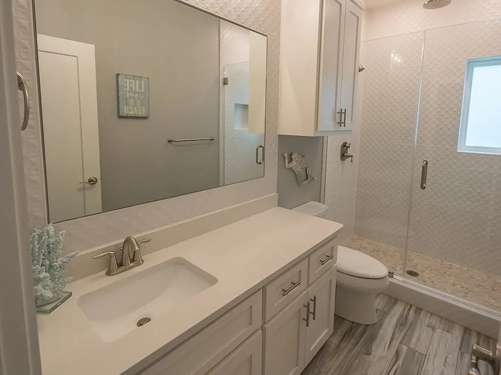 All Decked Out - 5 Br Home
