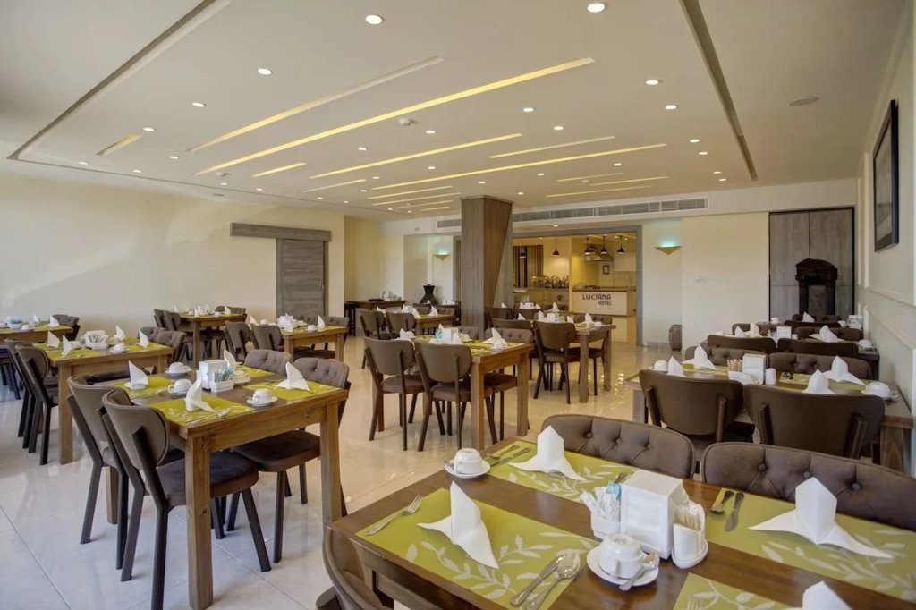 Luciana Hotel