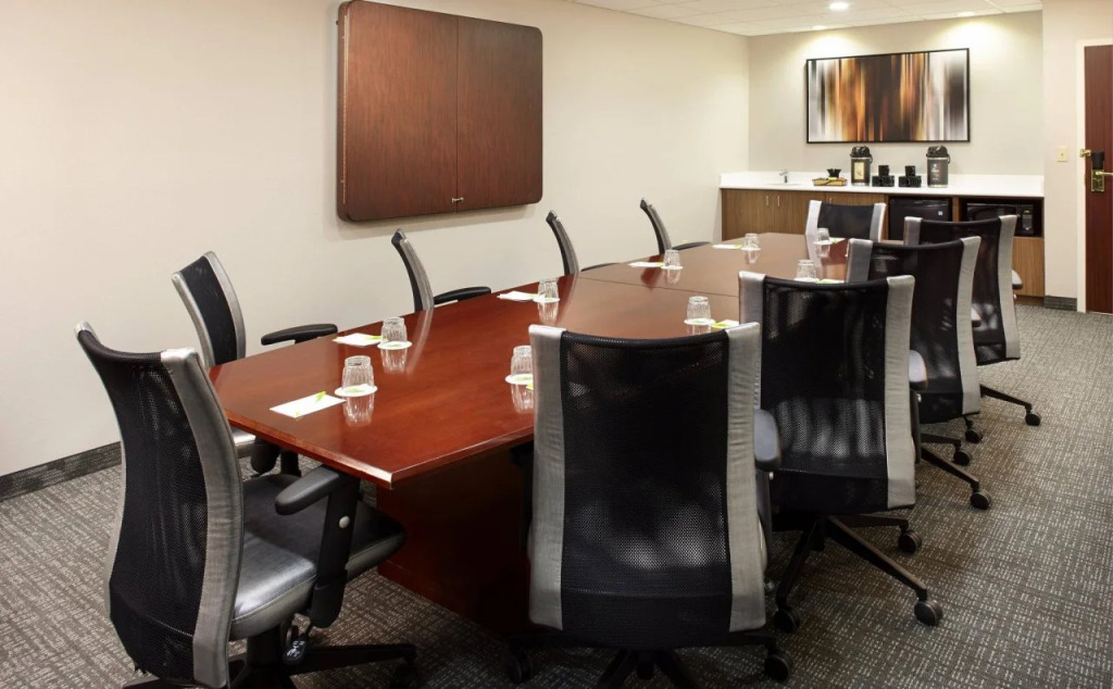 Courtyard by Marriott Detroit Brighton